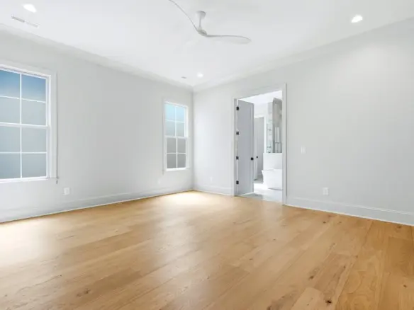 584